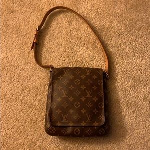 Louis Vuitton Musette Salsa